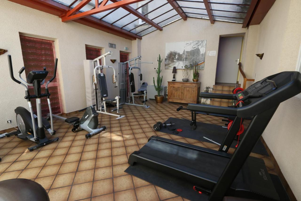 Logis Hotel Centrotel Et Spa Bulles D'Allier Montmarault Dış mekan fotoğraf