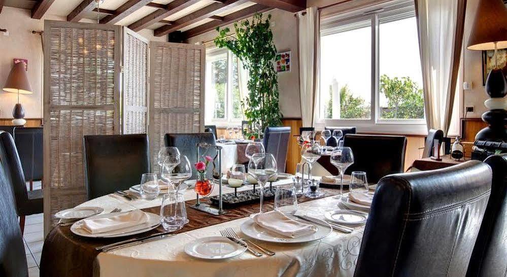 Logis Hotel Centrotel Et Spa Bulles D'Allier Montmarault Dış mekan fotoğraf